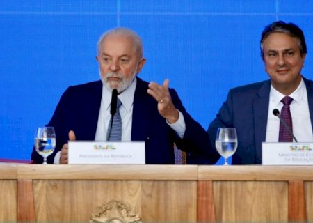 Lula lança programa de poupança de R$ 6,1 bi a alunos do ensino médio