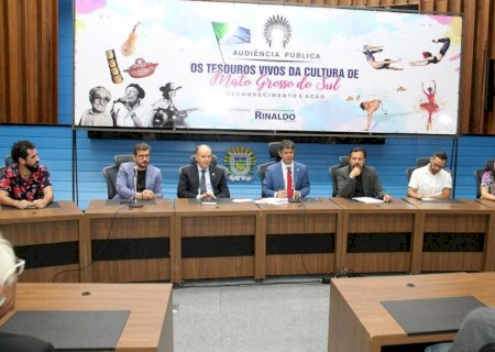 Presidente Rinaldo Modesto e membros da Comissão de Educação se reúnem com Secretário de Educação do Estado para conhecer metas e ações para 2024