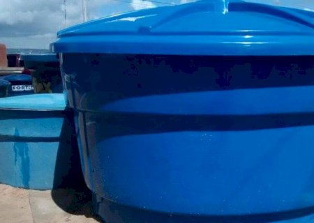 Com mortes por dengue em alta em MS, limpar caixa d’água também é caminho para evitar proliferação