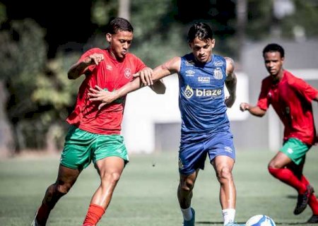 Quem sai? Entenda planos do Santos para reforçar caixa em janela de transferências