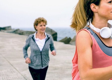 Exercitar-se na meia-idade pode ‘reverter’ anos de inatividade em mulheres