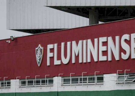 Diniz reforça confiança do Fluminense em John Kennedy, mas admite limitação: "Trabalho sem trégua"
