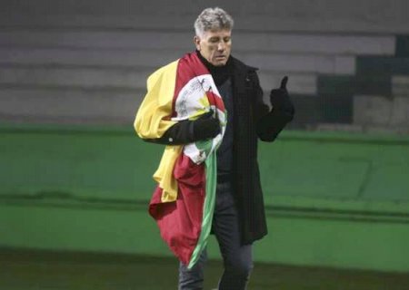 Renato diz que Grêmio deu show em retomada e valoriza vitória para minimizar dor dos gaúchos