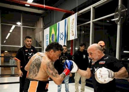 Técnico de Popó diz que 'novela' com Belfort acabou: 'Por mim, não luta'