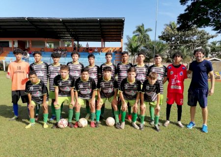 Escolinha de futebol de Batayporã realizou amistoso com Terra Rica