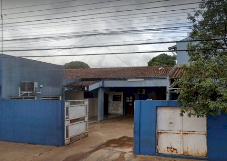Jovem é assassinado em frente de casa por atirador de bicicleta