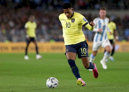 Corinthians oferece R$ 45 milhões pelo atacante Gonzalo Plata, mas Al-Sadd faz jogo duro