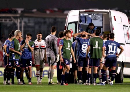 Zagueiro uruguaio Juan Izquierdo, 27, morre após passar mal em jogo no Morumbis