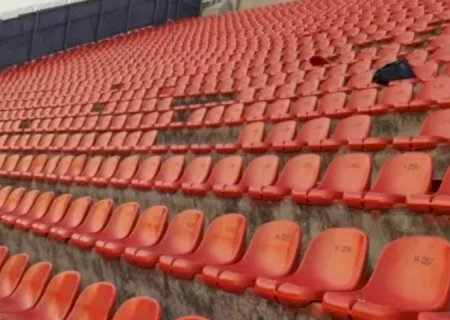 São Paulo registra 65 cadeiras quebradas no MorumBis em briga de torcida uruguaia