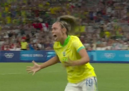 Goleira da Espanha reclama de brasileiras: 'Tirei a máscara de raiva'