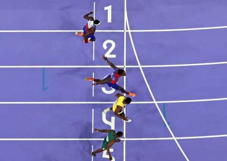 O que vale é o torso: entenda por que Noah Lyles chegou primeiro na milimétrica prova dos 100m