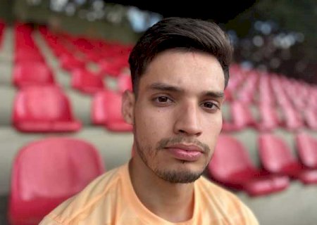 Cicatriz na testa marca Bobadilla: 'Cada vez que olhar no espelho, lembrarei que joguei no São Paulo'