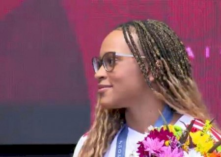 Rebeca: 'Talvez eu pare antes da Simone Biles'