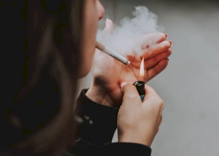 Agosto Branco: Uso de cigarro é responsável por 90% das mortes por câncer de pulmão, segundo Inca