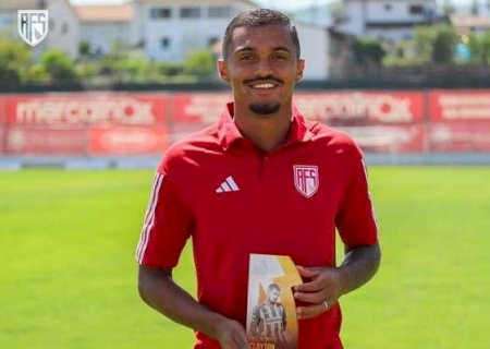 Inter negocia com zagueiro Clayton Sampaio, que atua em Portugal
