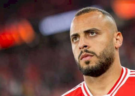 Corinthians tenta novas condições com Benfica e insiste por Arthur Cabral