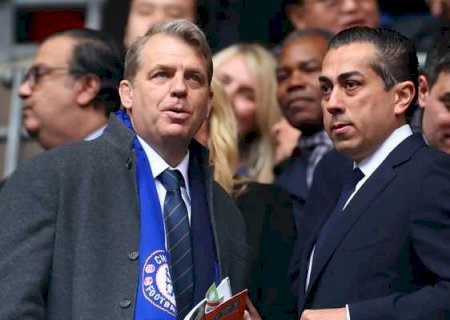 Chelsea vive dias de 'guerra civil' entre donos do clube; entenda
