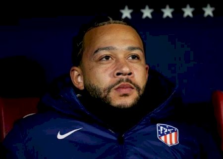 Memphis escolhe fazer exames na Holanda e chega nesta semana para assinar com o Corinthians