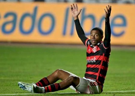 De la Cruz está fora de Flamengo x Bahia