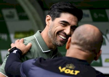 Abel Ferreira critica calendário e diz que poderia ficar no Palmeiras 'até 2030' se houvesse mudança