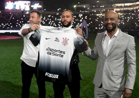 Ligações, viagens e 'hot list': os bastidores da janela do Corinthians que teve Memphis 'cereja do bolo'