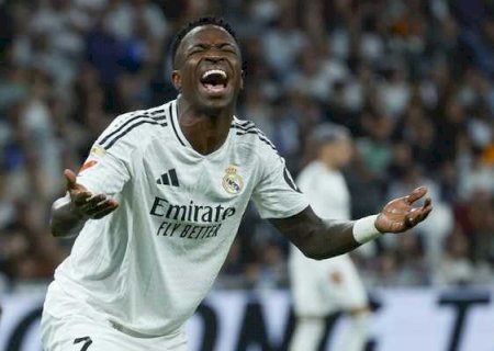 Vini Jr recebe terceiro amarelo em La Liga, e Real Madrid acende alerta para reclamações