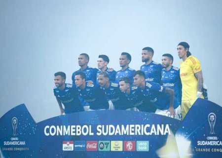 Líderes do Cruzeiro defendem Diniz em meio ao início das cobranças: 'Total confiança no trabalho'