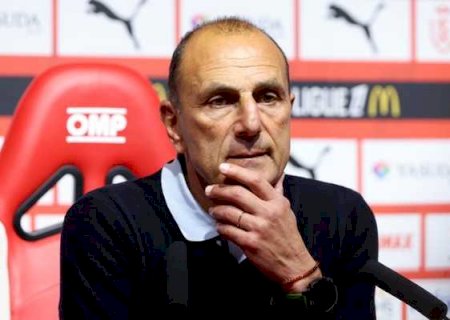 Presidente de clube francês demite técnico em entrevista ao vivo e critica jogadores