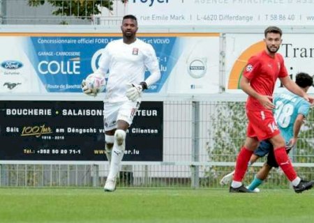 Titular em Luxemburgo aos 40 anos e campeão por Timão e Fla, Felipe aponta favorito
