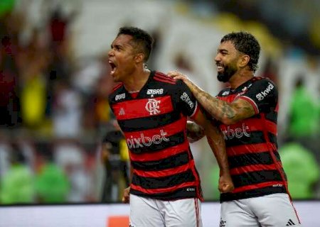 Com gol anulado, Flamengo supera Corinthians pela Copa do Brasil