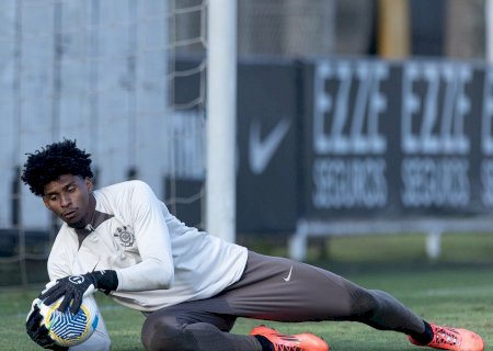 Hugo Souza não poupou elogios ao time argentino, porém optou por frisar a força corintiana