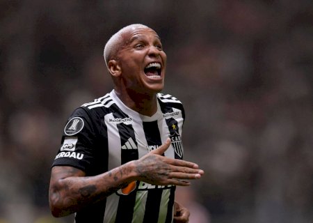 Deyverson brilha contra o River e Atlético fica perto da final da Libertadores