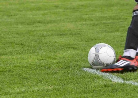 São Paulo supera lambança da defesa com golaço no fim e empata com o Criciúma pelo Brasileirão