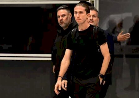 Jornal espanhol exalta Filipe Luis como treinador do Flamengo: 'Ascensão meteórica'