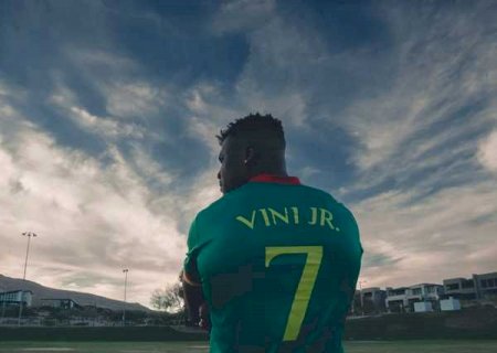 Ngannou faz 'campanha' por Vini Jr em Camarões: 'Te esperando'
