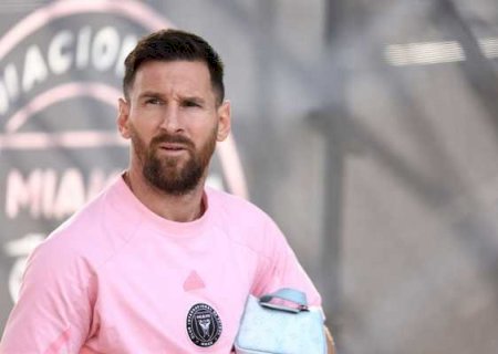 Messi se coloca como torcedor do Barcelona e admite: 'Sinto muita falta'