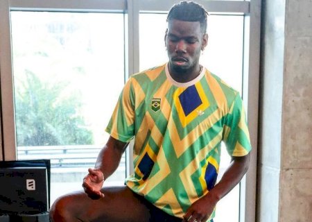 Corinthians é procurado por site de acompanhantes para aporte em possível contratação de Pogba