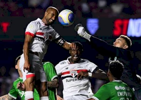 Zubeldía avalia poupar Lucas e outros titulares do São Paulo em jogo que vale título ao Botafogo