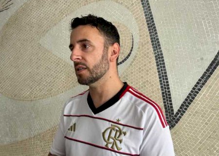 Despedida de Adriano une paixões por Inter de Milão e Flamengo