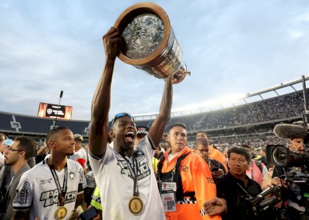 Luiz Henrique, do Botafogo, é eleito Rei da América por jornal uruguaio