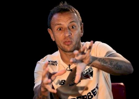 Coxa se aproxima de retorno de Rafinha, que não fica no São Paulo; entenda a situação