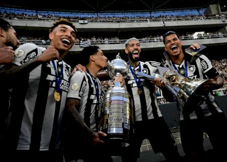 Botafogo começa batalha pela tríplice coroa para igualar feito do Santos de Pelé