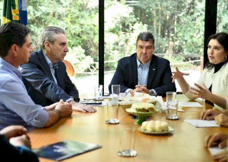 1º secretário debate endividamento rural e apoio ao agronegócio em MS