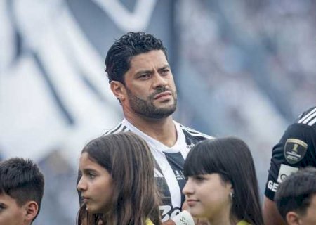 Hulk se desculpa com torcida por vice na Libertadores: 'Temos uma dívida com vocês'