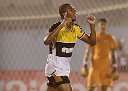 O time catarinense confirmou sua vaga ao vencer por 1 a 0 a Ferroviária