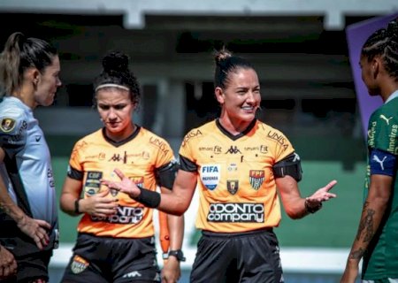 Árbitra de MS, Daiane Muniz é indicada ao quadro da Fifa para 2025