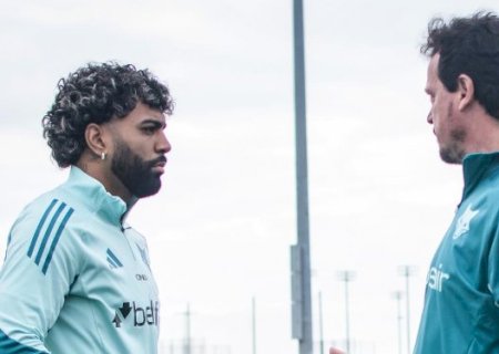 Diniz descarta zagueiro do Vélez no Cruzeiro e trata Gabigol como ‘acerto grandioso’