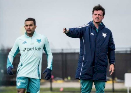 Dudu manda recado do elenco do Cruzeiro para Diniz