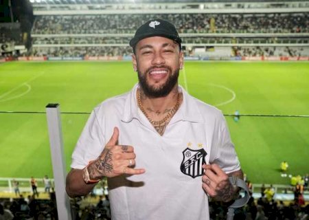 Santos aguarda a chegada de Neymar ao Brasil na quarta-feira