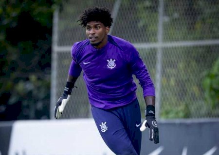 Hugo Souza anima o Corinthians com sequência no CT e pode voltar ao time no Majestoso